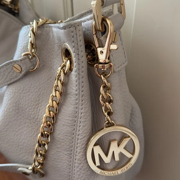 MICHAEL Michael Kors leather Handbag - Picture 2 of 9